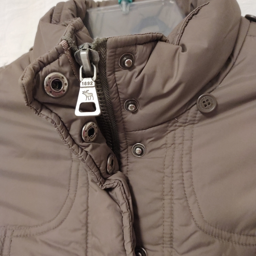 Abercrombie & Fitch puffer jacket.